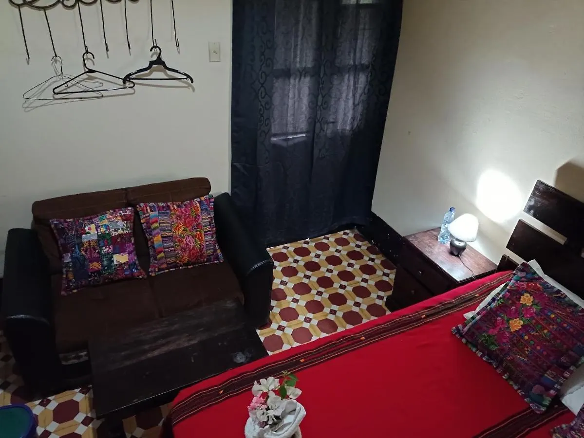 Bed & Breakfast Hostal La Paz Antigua